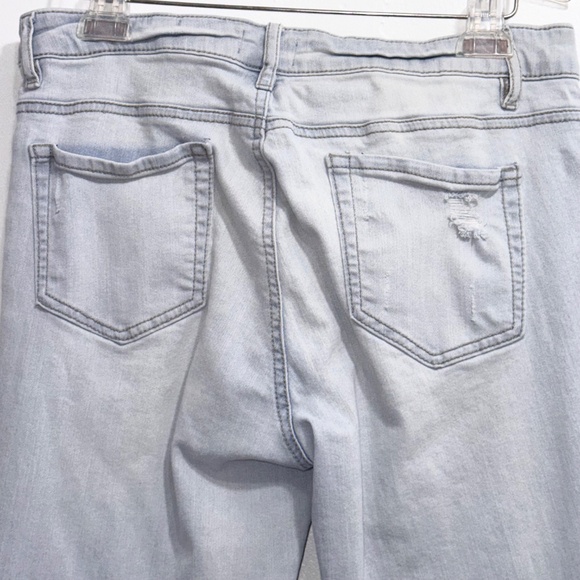 CANYON RIVER BLUES Distressed Light Wash Skinny Jeans Size 12 - Picture 7 of 9